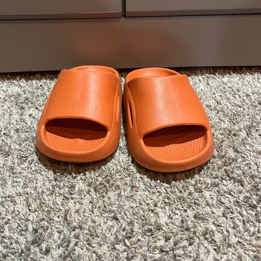 Amazon- Toddler 9C slides